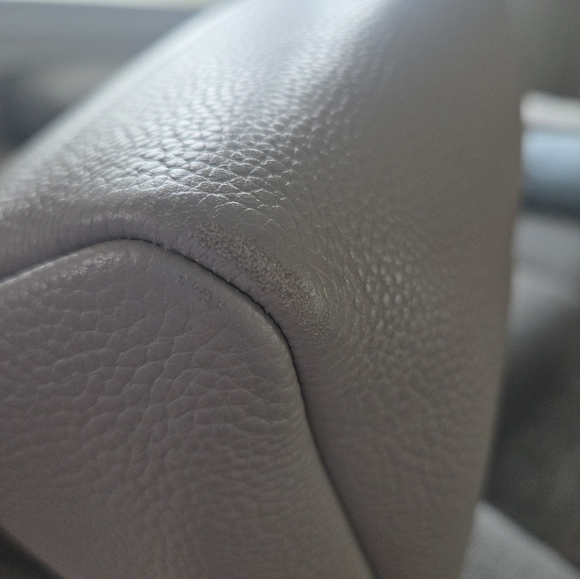 Kate Spade Knott Medium Satchel – Pebbled Leather (Neutral Taupe/Grey) - Picture 8 of 17